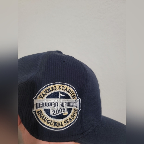 Navy Blue Ribbed  Cap - Picture 2 of 5